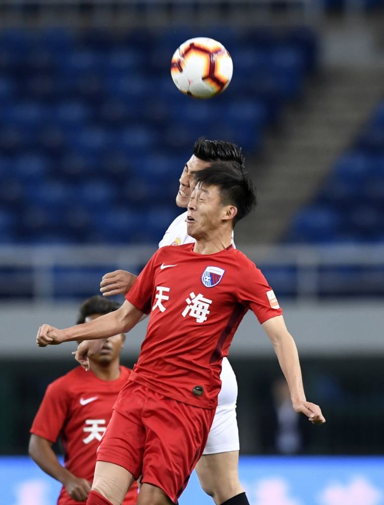 金年会-中超倒计时，孟菲斯灰熊清晨单刀错失，细节引发关注，更衣室稳定，控场能力受关注